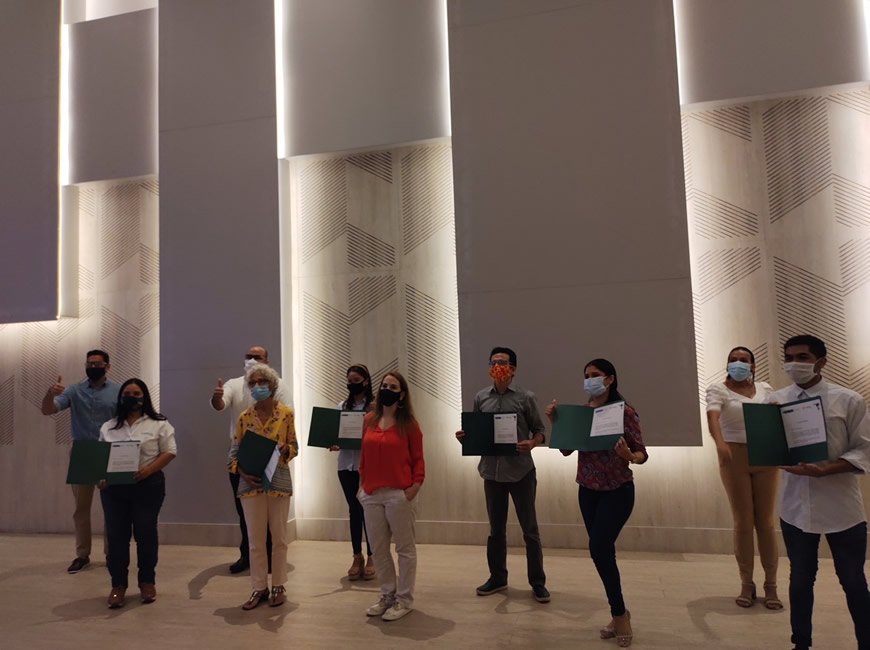 C.R.A entregó aval a 16 negocios verdes certificados en el Atlántico.  