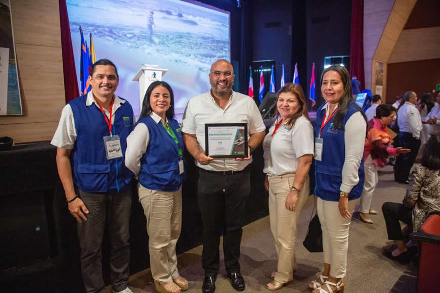 C.R.A. recibe reconocimiento internacional, por su aporte a la educación ambiental 